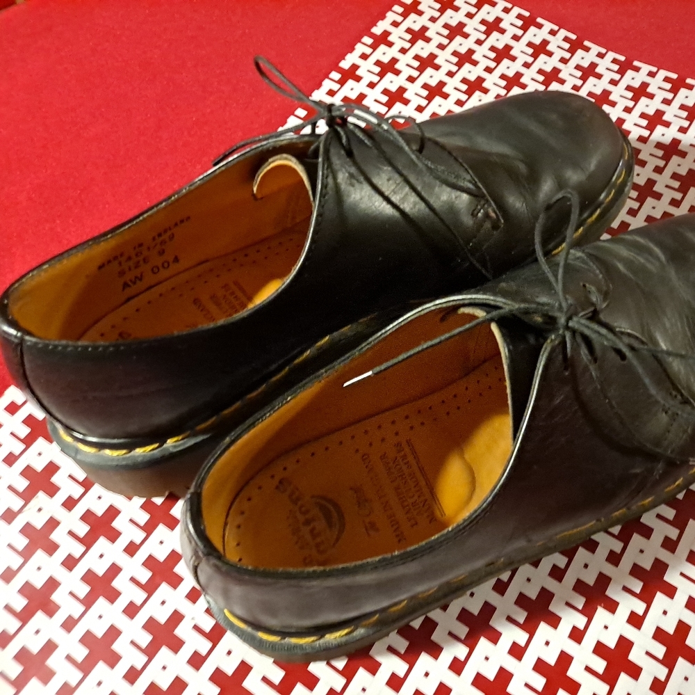 Dr. Martens Classic Shoe